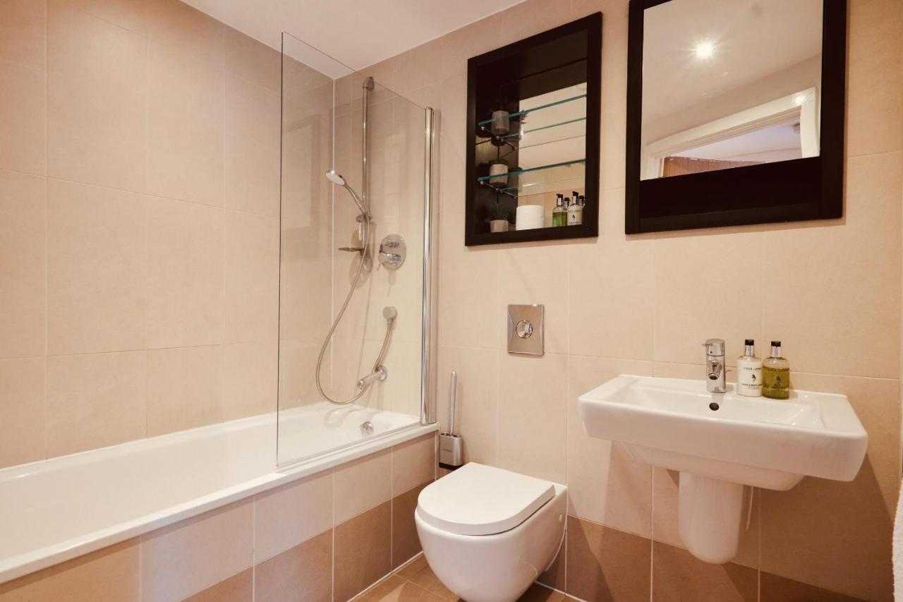 Deluxe City Modern Apt&Free Parking No Balcony Leeds  Exterior photo