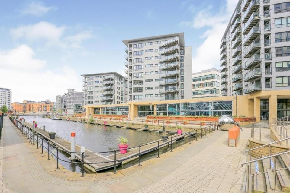 Deluxe City Modern Apt&Free Parking No Balcony Leeds  Exterior photo